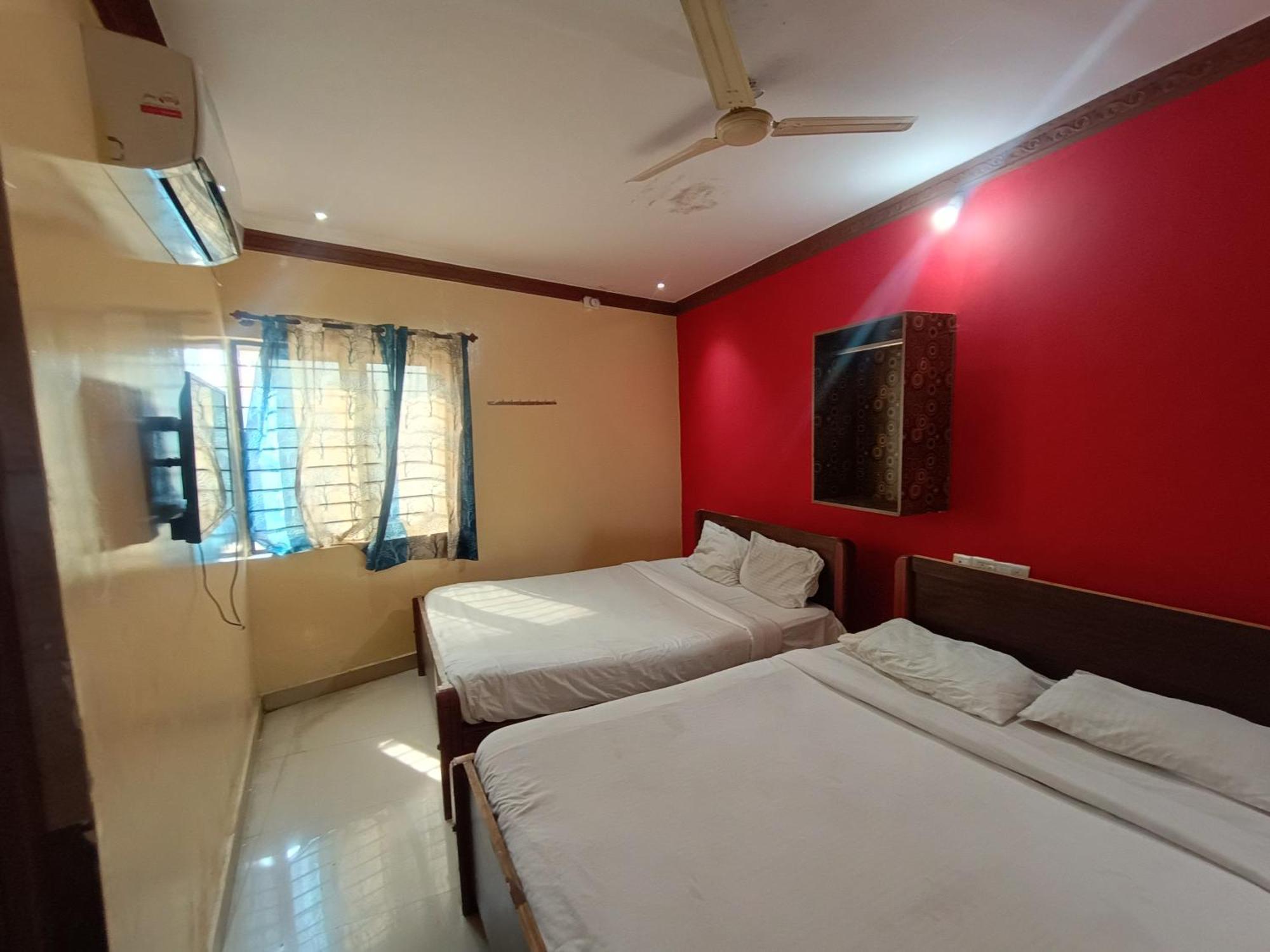 Hotel Malnad Grand Inn Kumbalgod Exterior photo
