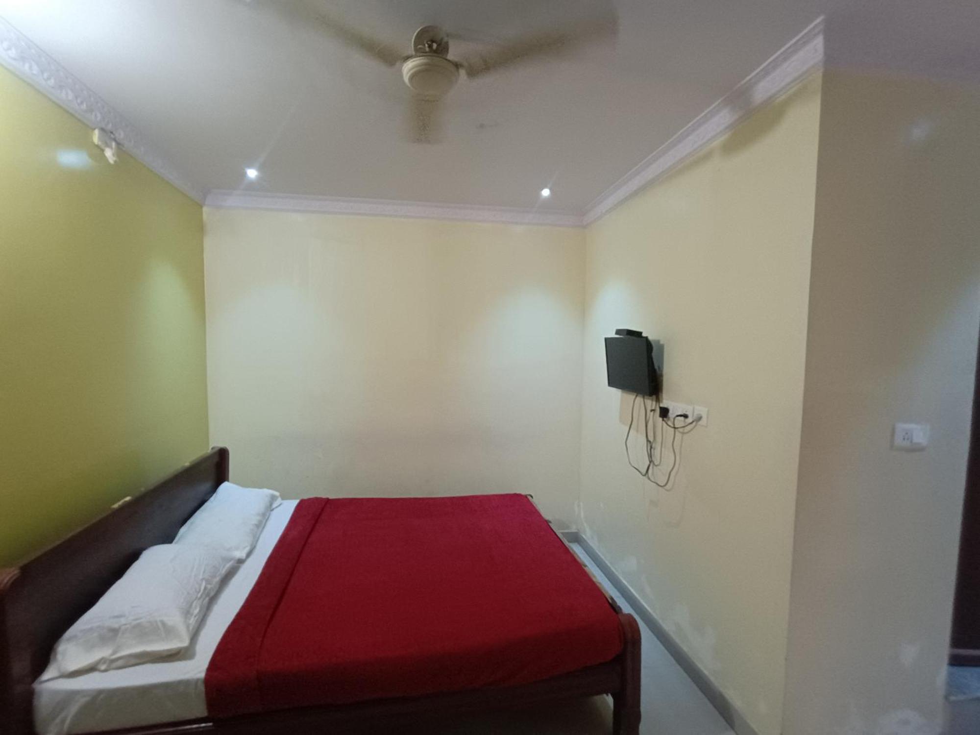 Hotel Malnad Grand Inn Kumbalgod Exterior photo